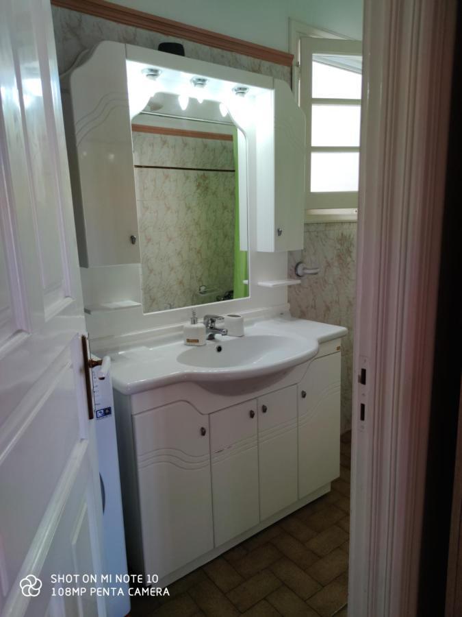 San Vlassis Area Apartment Lákones Eksteriør bilde